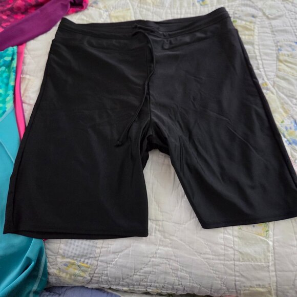 Scubapro and Hurley Women's Rash Guard Shirts + Two Pairs Swim Shorts (no-name) - Picture 11 of 14